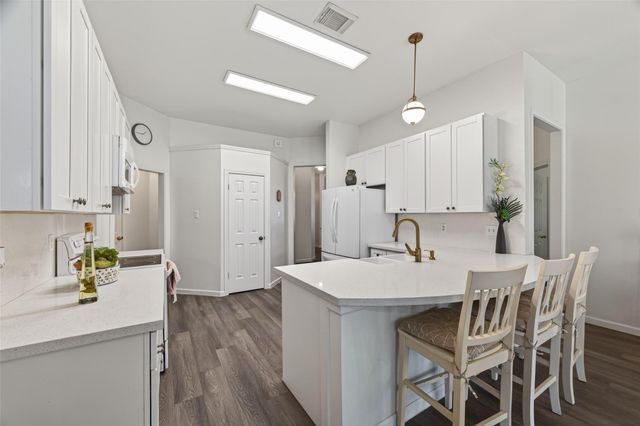 8207 Broken Timber Way, Houston, TX 77095