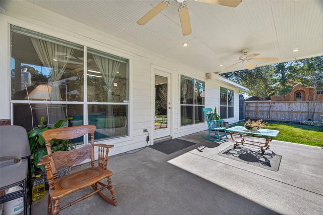 8207 Broken Timber Way, Houston, TX 77095