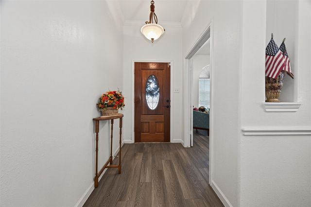 8207 Broken Timber Way, Houston, TX 77095