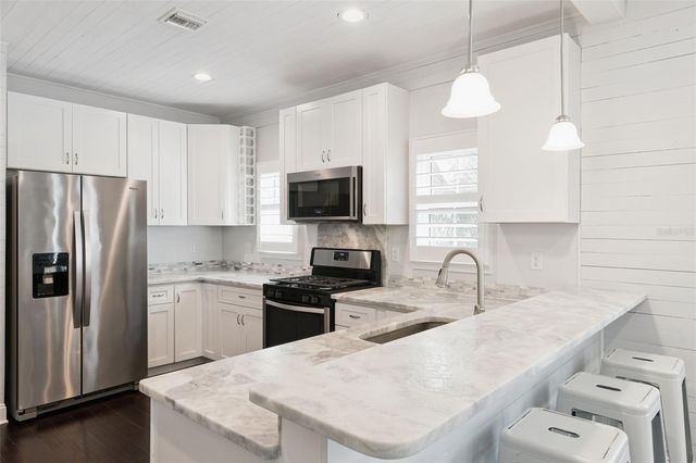 117 W 19TH STREET, Sanford, FL 32771