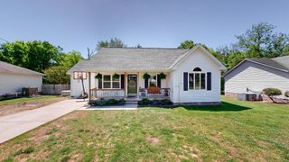 412 Country Village Dr, Smyrna, TN 37167