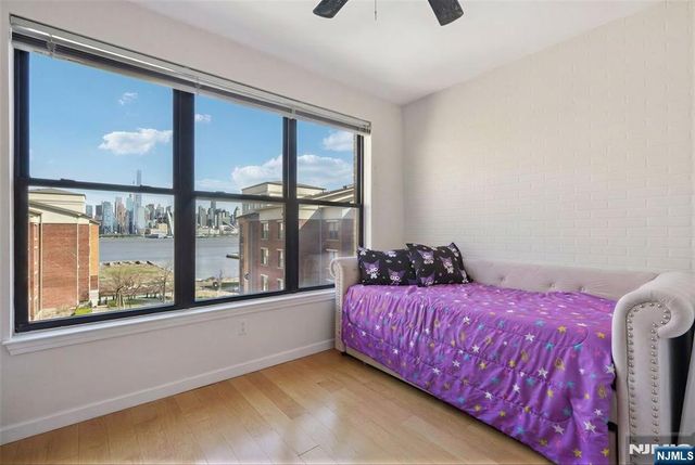 24 Ave At Port Imperial 421, West New York, NJ 07093