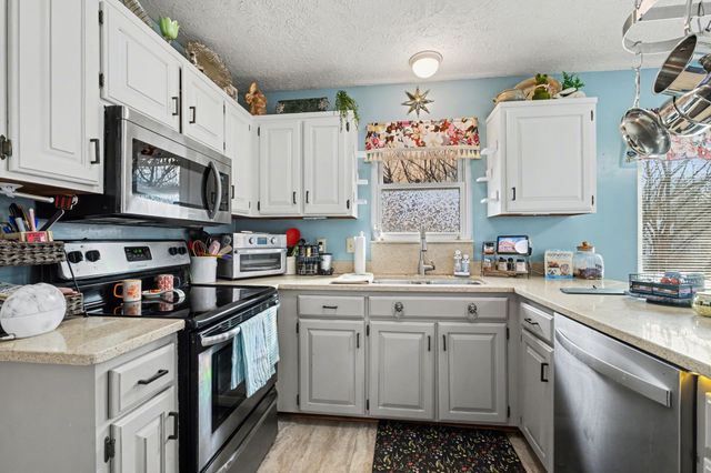 1109 Mistletoe Cir, Hermitage, TN 37076