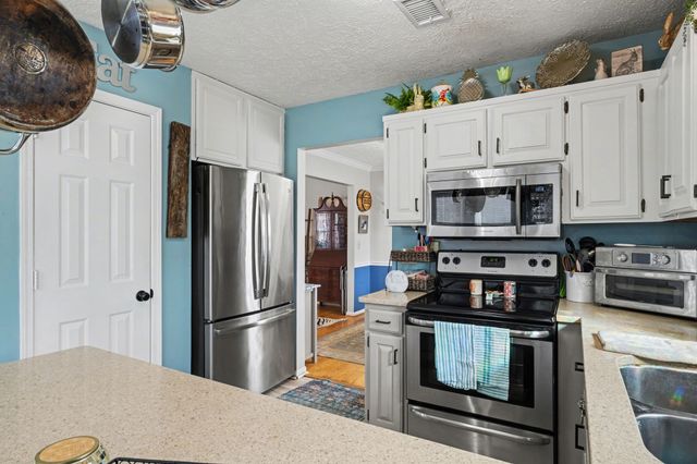 1109 Mistletoe Cir, Hermitage, TN 37076