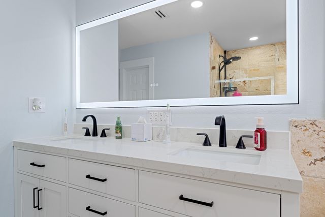 159 Shore Line Drive, Mary Esther, FL 32569