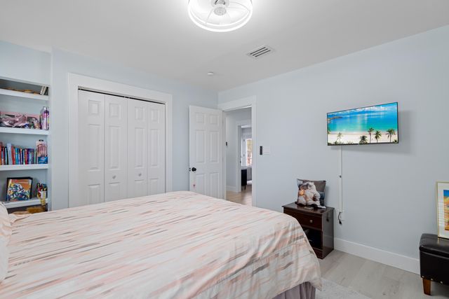 159 Shore Line Drive, Mary Esther, FL 32569