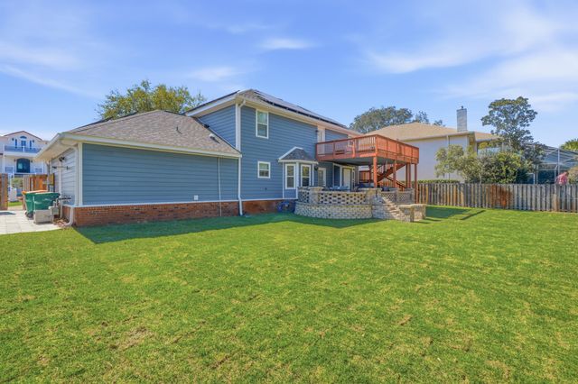 159 Shore Line Drive, Mary Esther, FL 32569