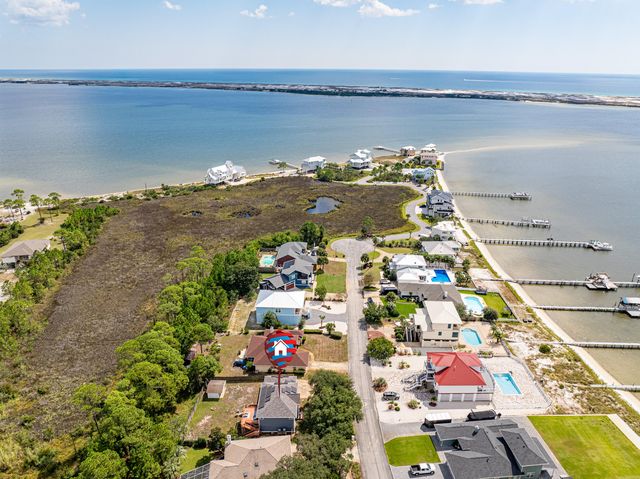 159 Shore Line Drive, Mary Esther, FL 32569