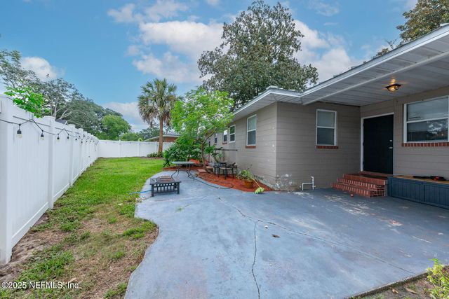 8309 CALENTO Street, Jacksonville, FL 32211