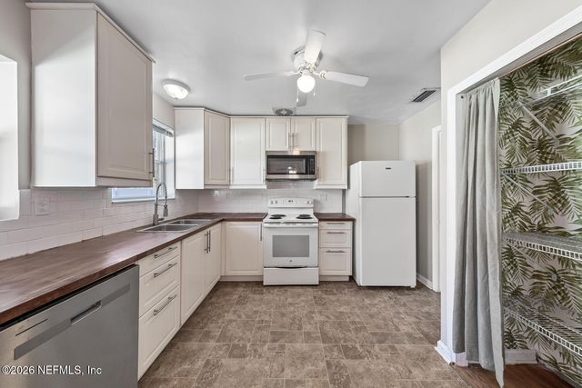 8309 CALENTO Street, Jacksonville, FL 32211