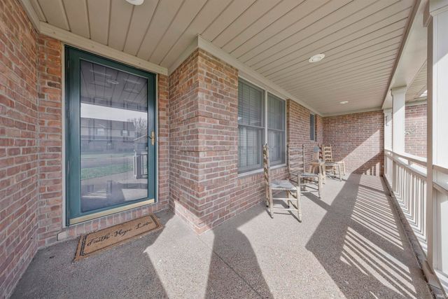 10166 Marquette Street, Newburgh, IN 47630