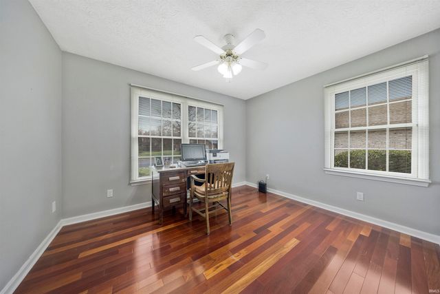 10166 Marquette Street, Newburgh, IN 47630