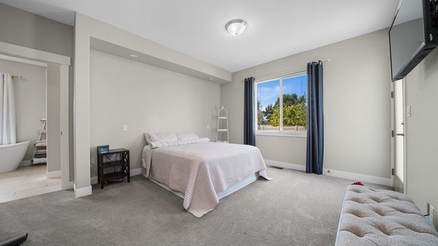 1403 Oak Creek Avenue, Fruita, CO 81521