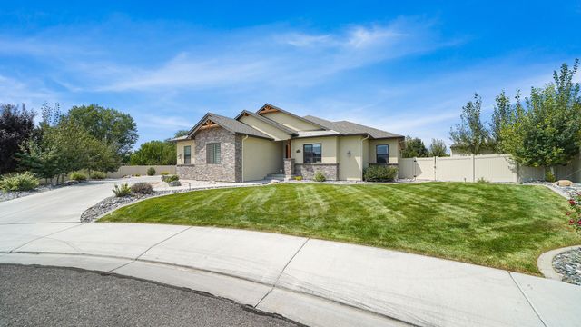 1403 Oak Creek Avenue, Fruita, CO 81521