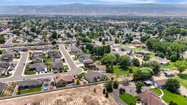 1403 Oak Creek Avenue, Fruita, CO 81521