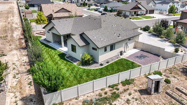 1403 Oak Creek Avenue, Fruita, CO 81521