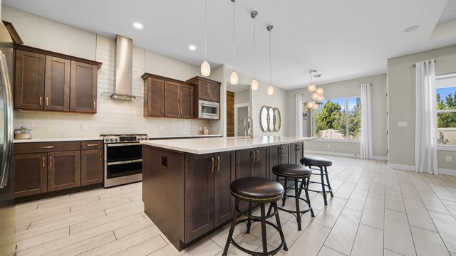 1403 Oak Creek Avenue, Fruita, CO 81521