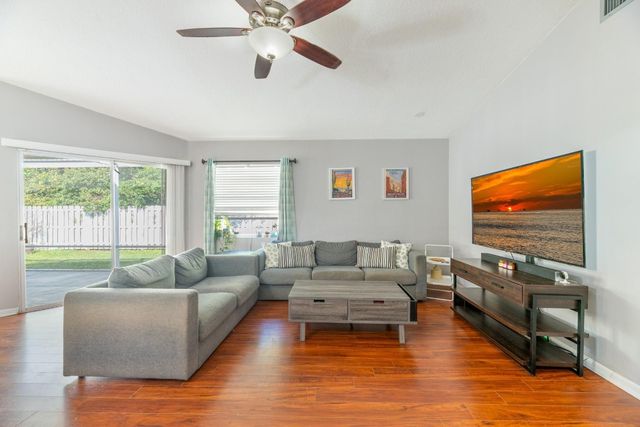 1347 Seagrape, Weston, FL 33326