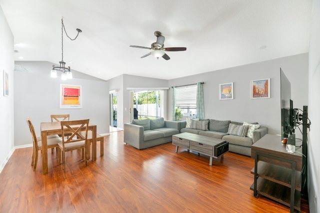 1347 Seagrape, Weston, FL 33326