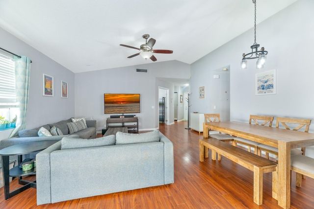 1347 Seagrape, Weston, FL 33326