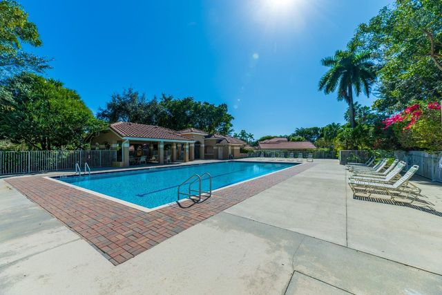 1347 Seagrape, Weston, FL 33326