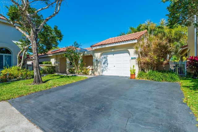 1347 Seagrape, Weston, FL 33326