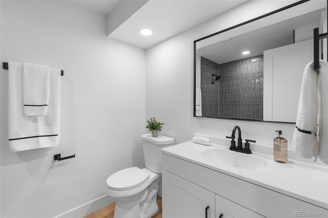 1229 Dearborn, Aurora, CO 80011