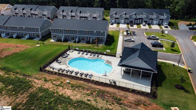 1294 Westgate Village Drive, Spartanburg, SC 29301