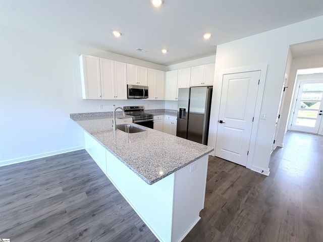 1294 Westgate Village Drive, Spartanburg, SC 29301