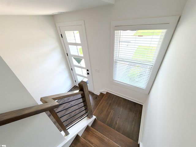1294 Westgate Village Drive, Spartanburg, SC 29301