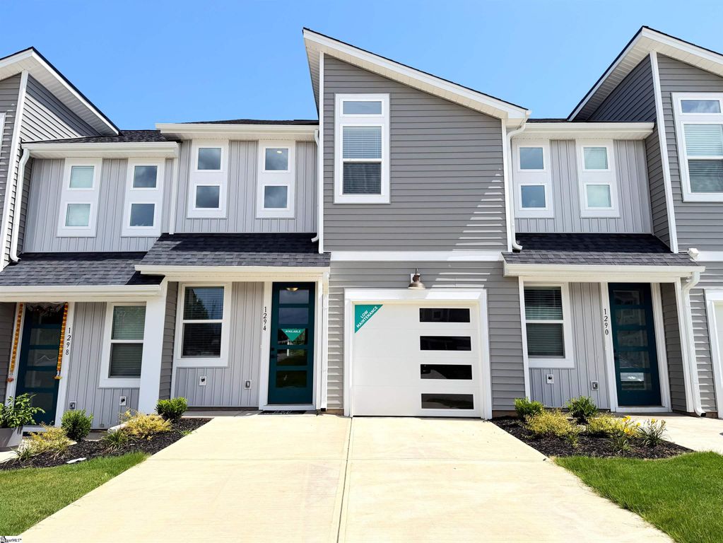 1294 Westgate Village Drive, Spartanburg, SC 29301