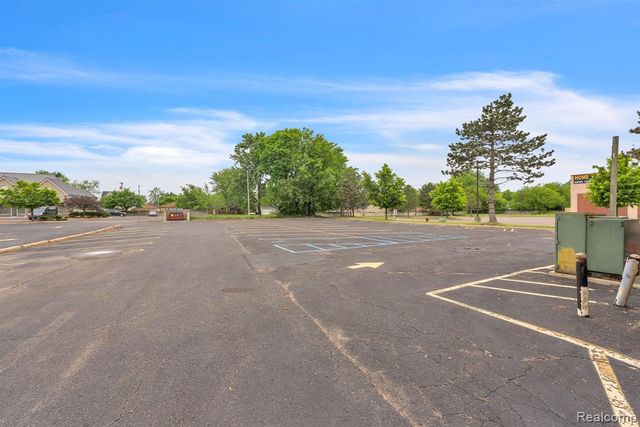 29525 Ford Road, Garden City, MI 48135