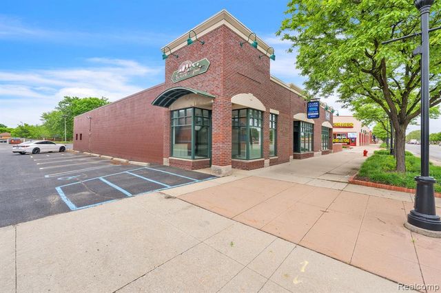 29525 Ford Road, Garden City, MI 48135