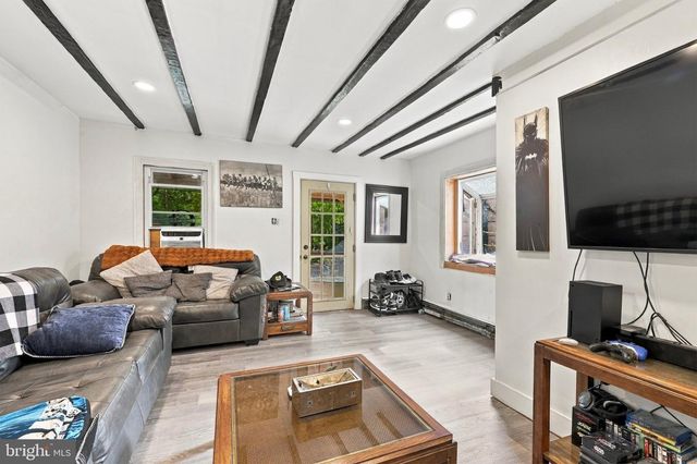 361 PARKMOUNT RD, Media, PA 19052