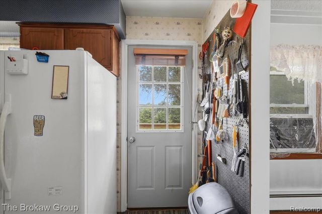 10431 Davison Road, Davison, MI 48423