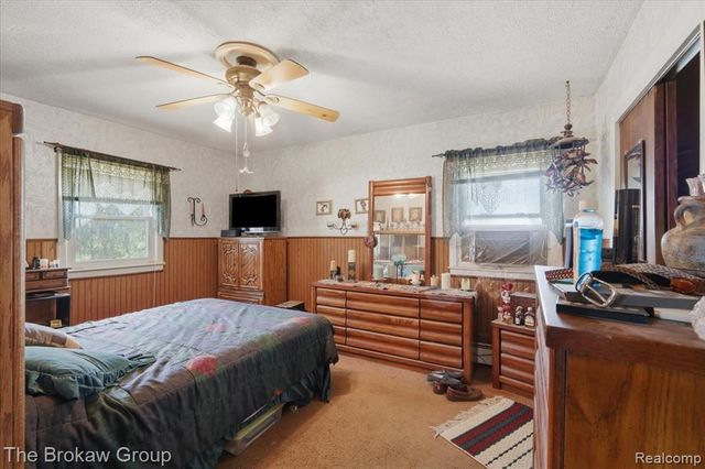 10431 Davison Road, Davison, MI 48423