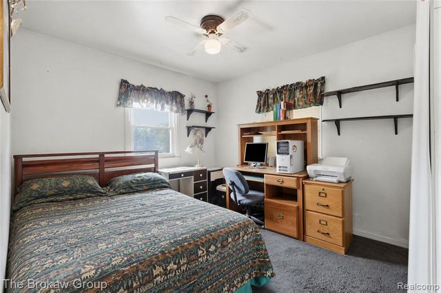 10431 Davison Road, Davison, MI 48423