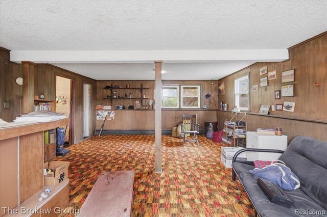 10431 Davison Road, Davison, MI 48423