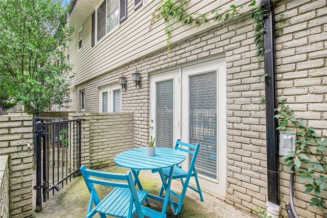 6940 Roswell Road 16B, Atlanta, GA 30328