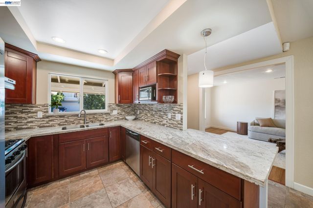 1486 Scaraway Dr, San Jose, CA 95132