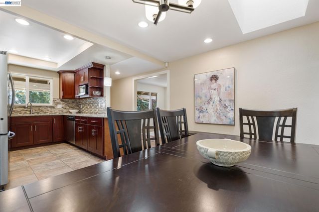 1486 Scaraway Dr, San Jose, CA 95132