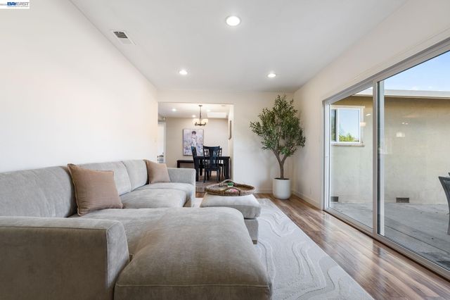 1486 Scaraway Dr, San Jose, CA 95132