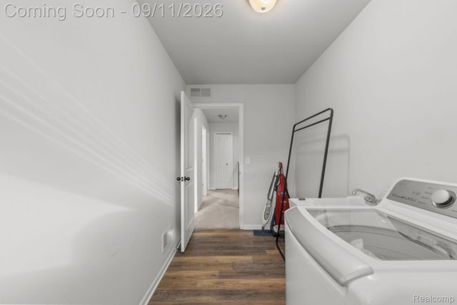 19430 Granger Drive, Brownstown Charter Township, MI 48174