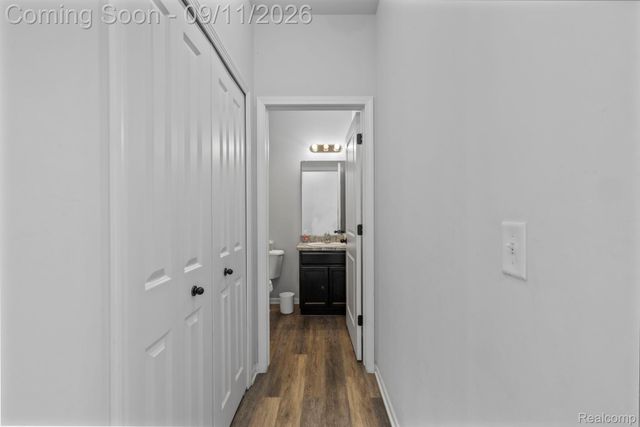 19430 Granger Drive, Brownstown Charter Township, MI 48174