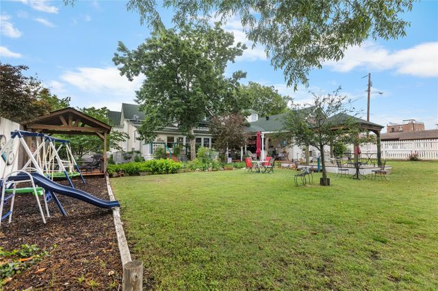 303 Market Street, Honey Grove, TX 75446