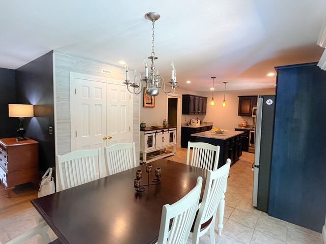 64 Greenwood Parkway, Holden, MA 01520