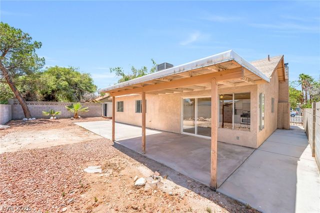 1805 Starbuck Drive, Las Vegas, NV 89108