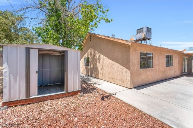 1805 Starbuck Drive, Las Vegas, NV 89108