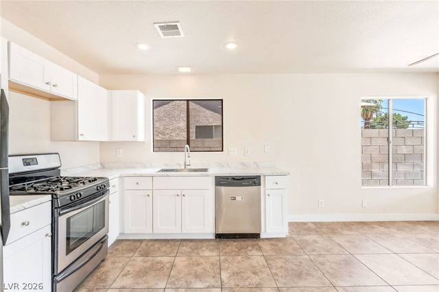 1805 Starbuck Drive, Las Vegas, NV 89108