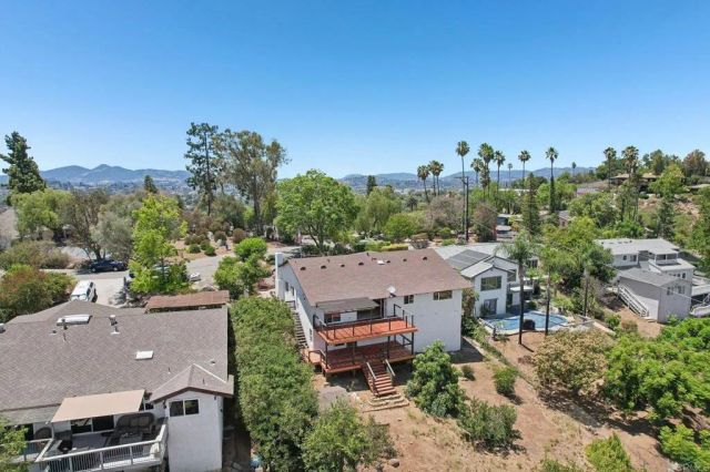 1329 Park Hill Lane, Escondido, CA 92025